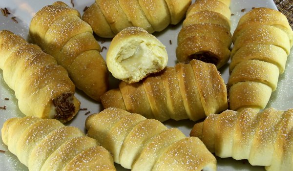 Домашни фунийки с крем
