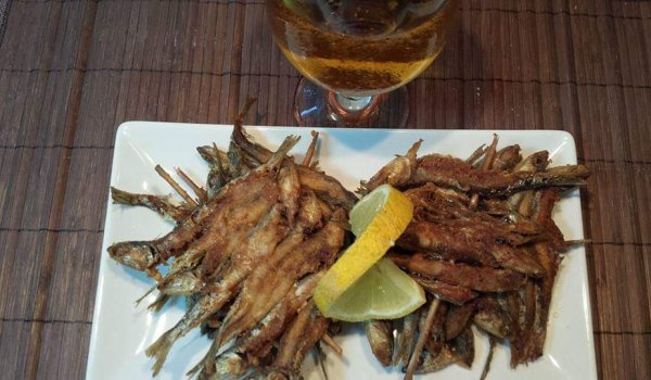 Дребна хамсийка на шиш