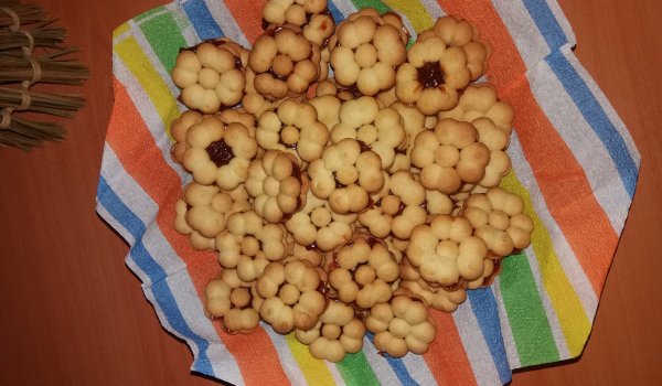 Дребни сладки за шприц