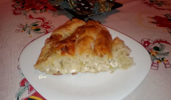 Дърпана баница с праз и сирене