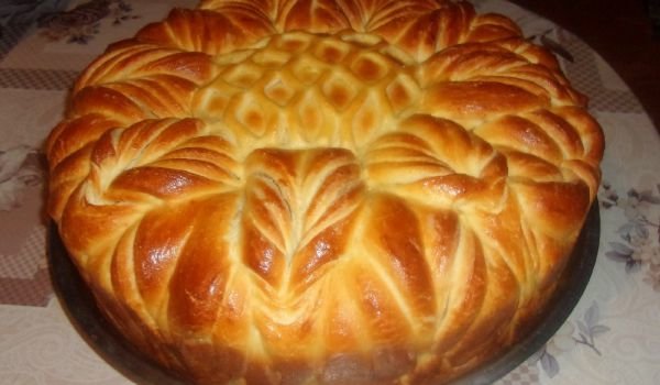 Ефектна празнична питка