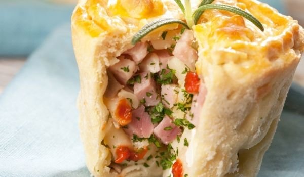 Финландски пирожки с шунка