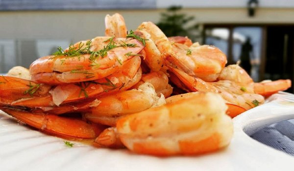 Фламбирани скариди с узо