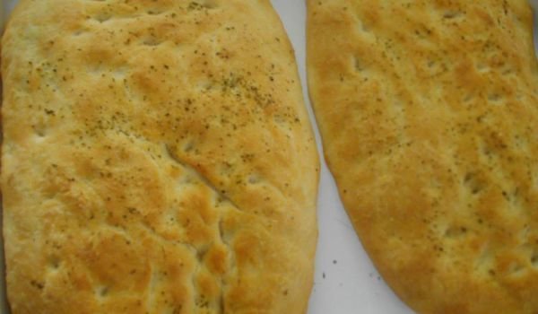 Фокача с шарена сол