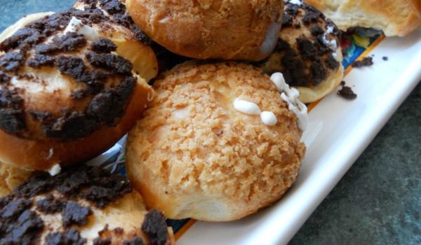 Френски еклери с хрупкава коричка (Choux o Craquelin)