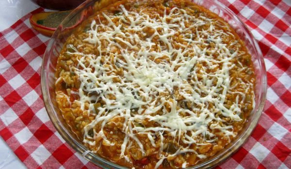 Гювеч със свинско и ориз