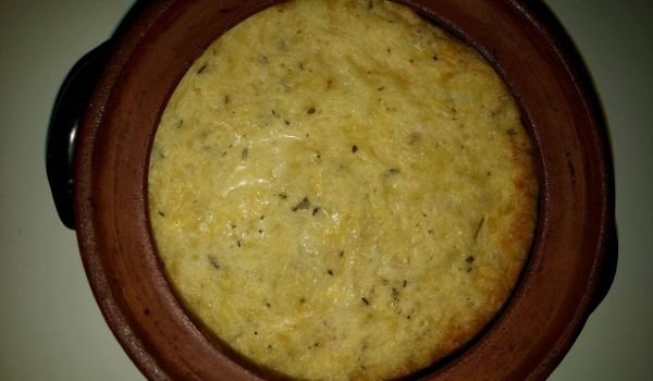 Гювече с пилешка пържола