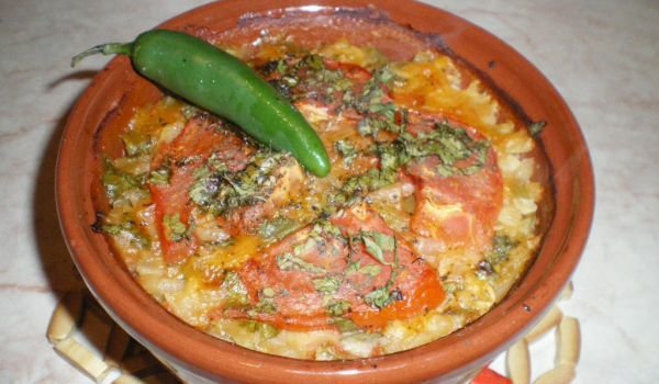 Гювечета по селски със стар боб