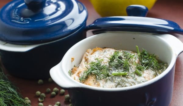 Гювечета с праз и риба