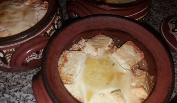 Гювечета със свинско