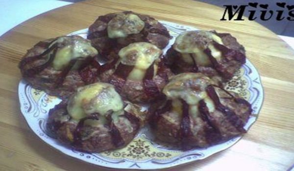 Гнезда от кайма с яйца и чушки