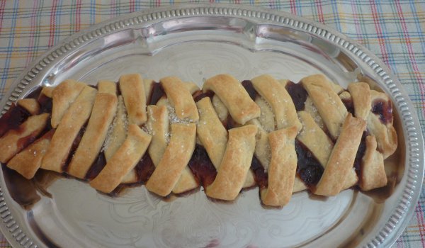 Голяма плетена бутерка