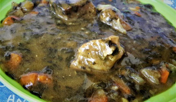 Готвен лапад със запържено свинско месо