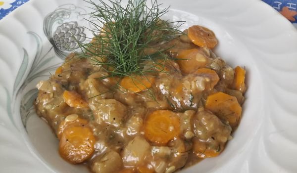 Готвени тиквички с патладжан, моркови и лук