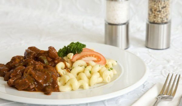 Говеждо с макарони