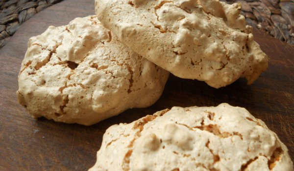Грозните италиански ореховки (Brutti ma buoni)
