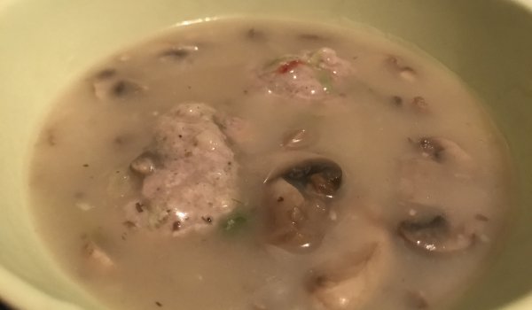 Гъбена каша с люти кюфтенца