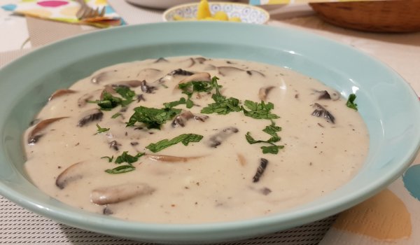 Гъби с бешамелов сос