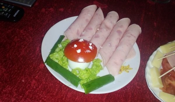 Гъбка и рулца с пълнеж