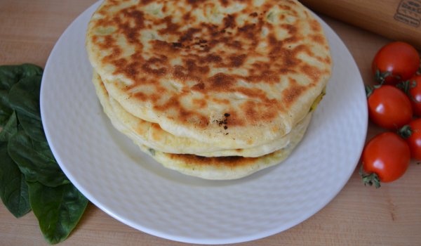 Хачапури с спанак и сирене