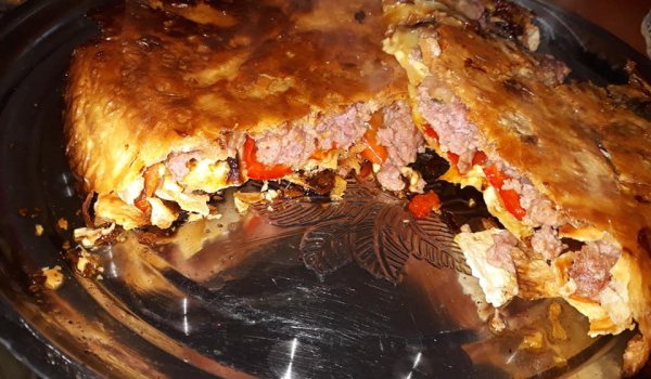 Хрупкав лаваш с кайма и зеленчуци