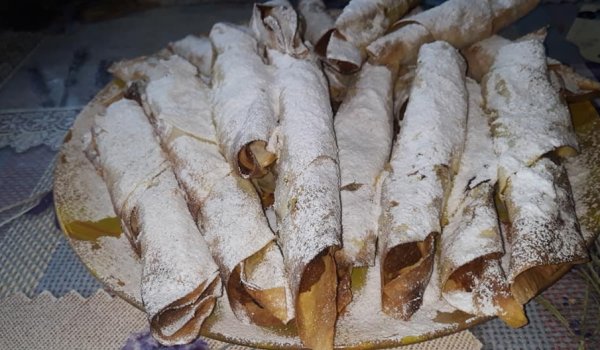 Хрупкави пурички с тиква и грис