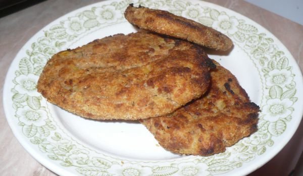 Хрупкави шницели с картофи и кайма на фурна