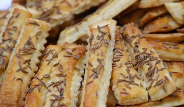 Хрупкави соленки с яйца и ким