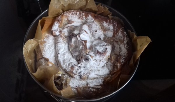 Ябълков щрудел с фини точени кори