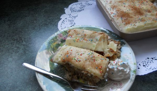 Ябълков сладкиш с топинг
