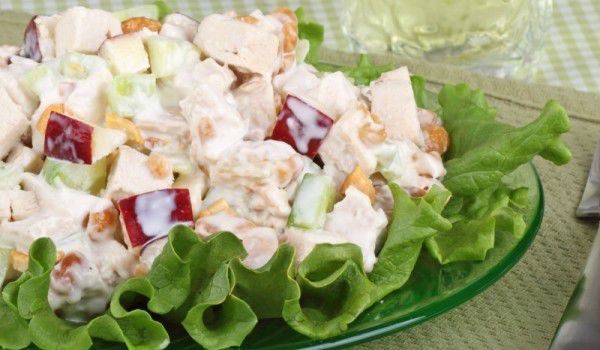 Ябълкова салата