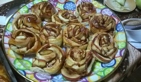 Ябълкови бутер розички