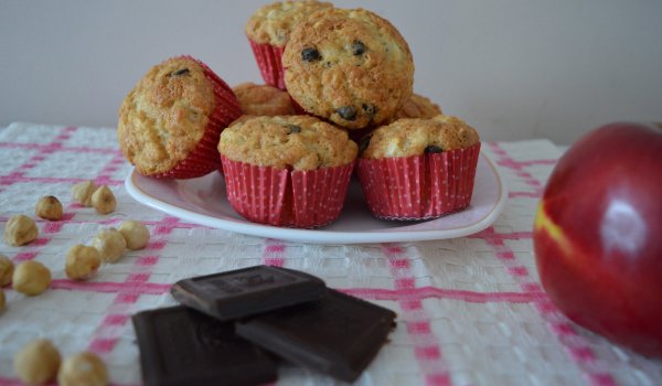 Ябълкови Мъфини с шоколад и лешници