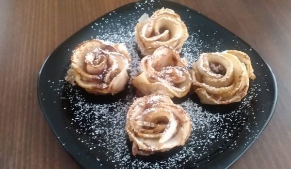 Ябълкови рози