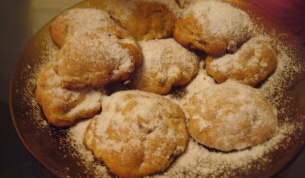 Ябълкови сладки със сушени плодове