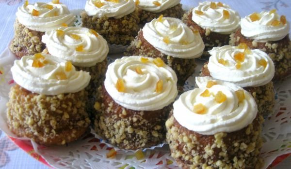 Ябълкови тарталети с пълнеж от круши