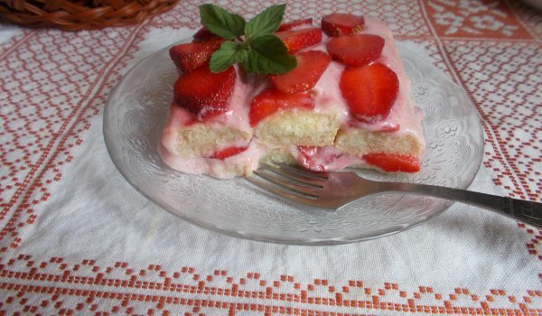 Ягодово тирамису