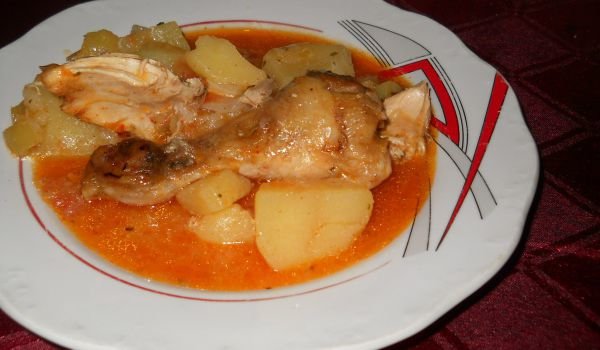 Яхния от пиле и зеленчуци