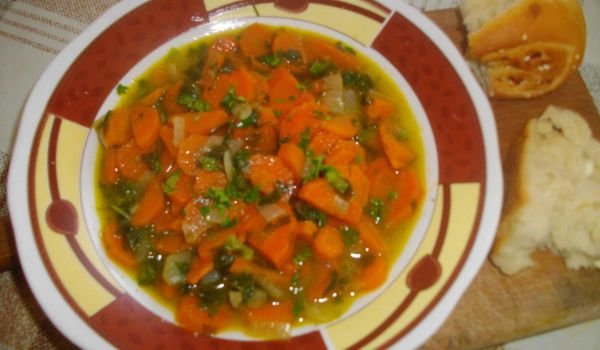 Яхния с моркови