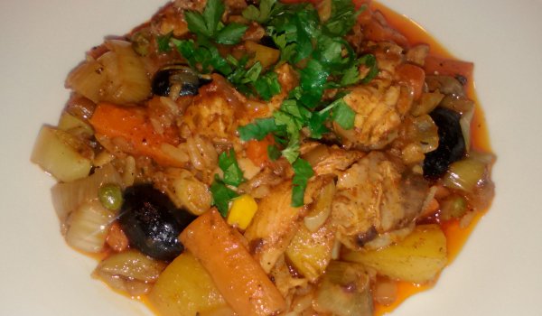 Яхния с пиле и маслини