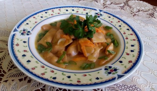 Яхния зелен боб от консерва