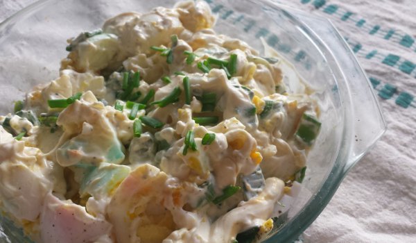 Яйчена салата с горчица