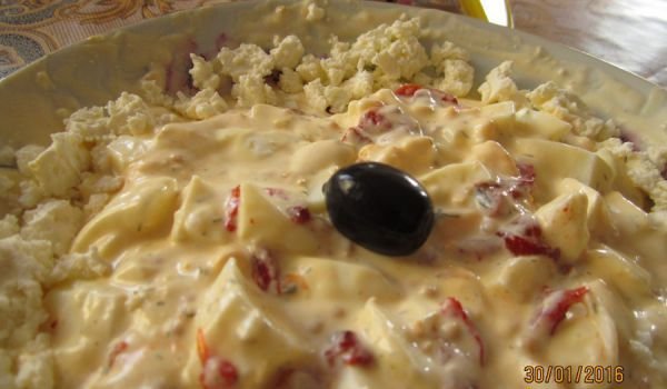 Яйчена салата с пипер