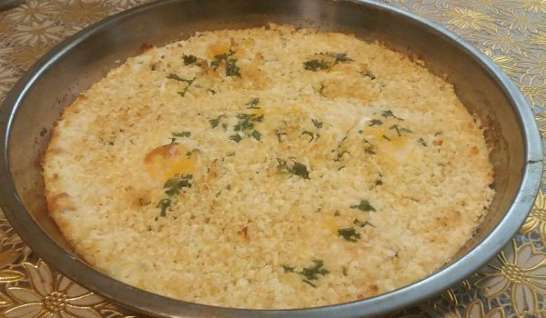 Яйца на фурна със сметана