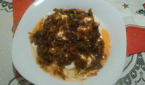 Яйца по панагюрски с праз