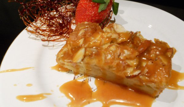 Японска ябълкова торта с топинг от карамел