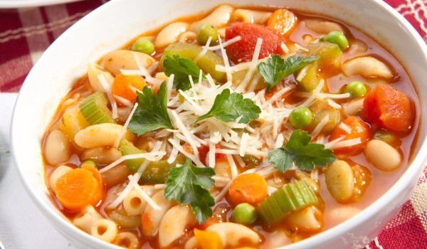 Италианска бобена супа