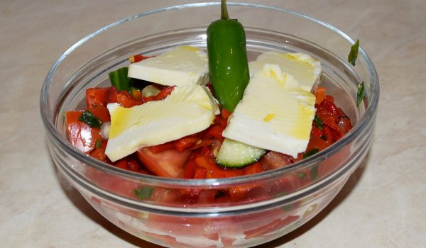 Юнашка салата