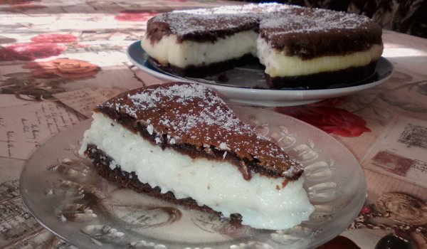 Какаов сладкиш с грис и кокос