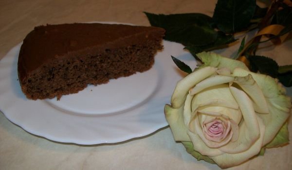 Какаов сладкиш с шоколад